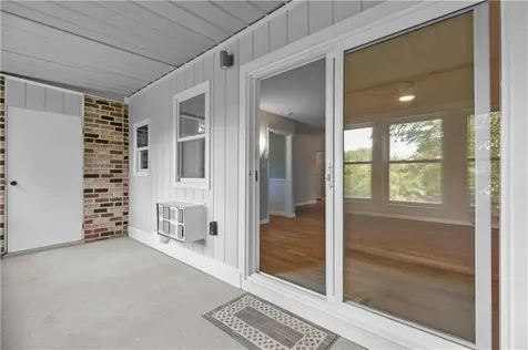 345 Main Road Tiverton RI 02878