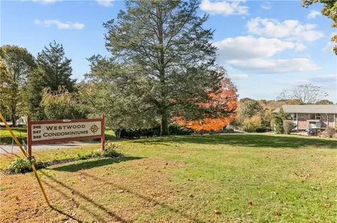 345 Main Road Tiverton RI 02878