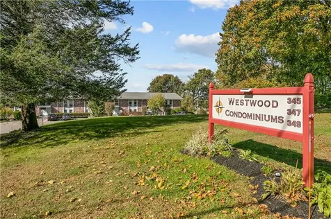 345 Main Road Tiverton RI 02878