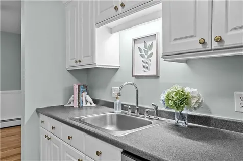 345 Main Road Tiverton RI 02878