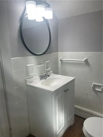 487 Ten Rod Road North Kingstown RI 02852