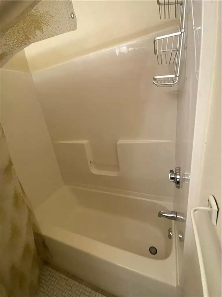 5 Apple Valley Parkway Smithfield RI 02828