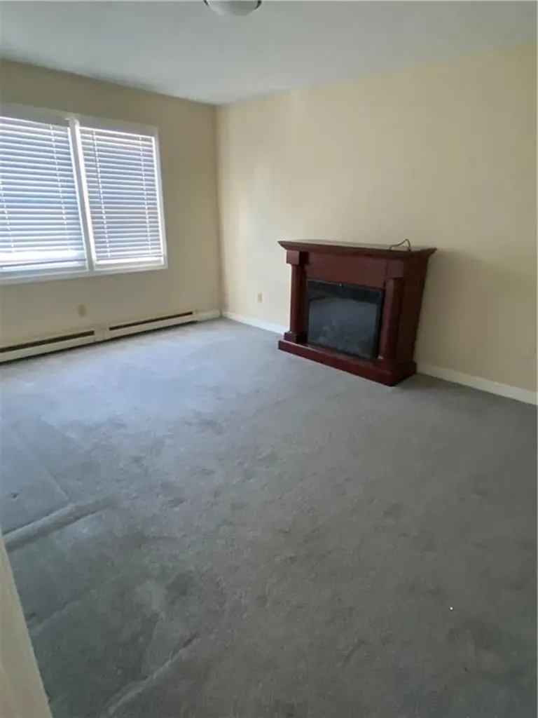 5 Apple Valley Parkway Smithfield RI 02828