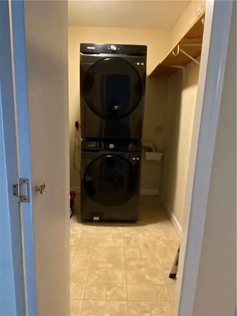 5 Apple Valley Parkway Smithfield RI 02828