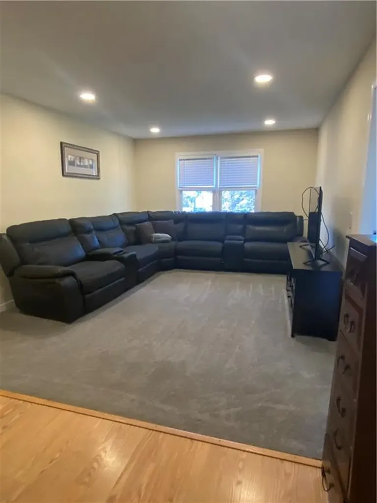 5 Apple Valley Parkway Smithfield RI 02828