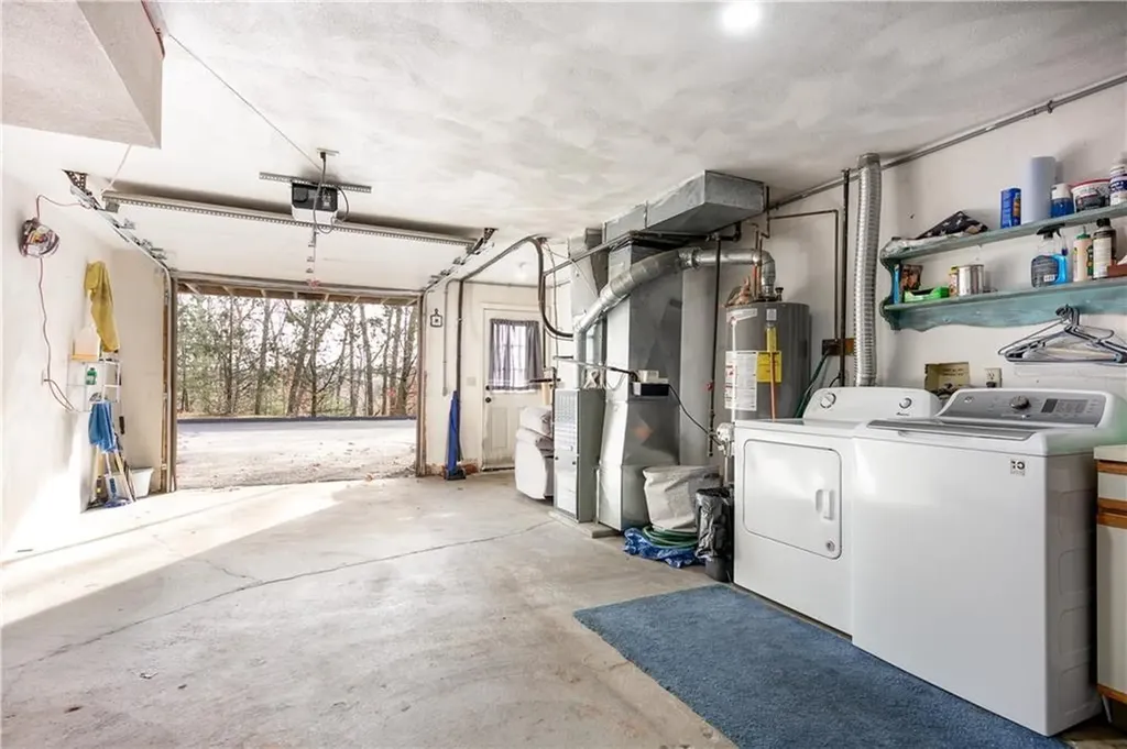 2703 Pinewood Drive Smithfield RI 02917