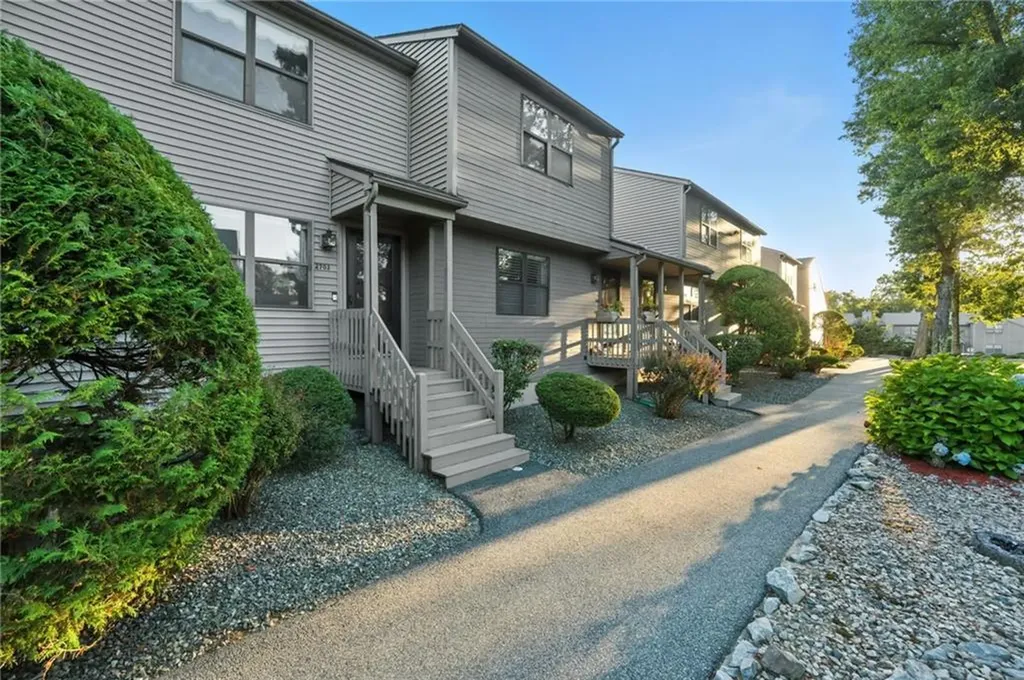 2703 Pinewood Drive Smithfield RI 02917