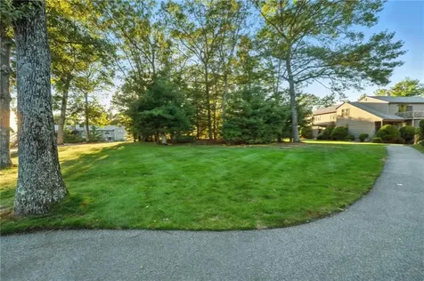 2703 Pinewood Drive Smithfield RI 02917