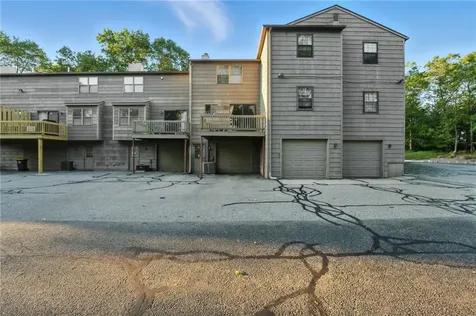 2703 Pinewood Drive Smithfield RI 02917