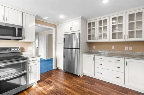 12 Beth Road Tiverton RI 02878