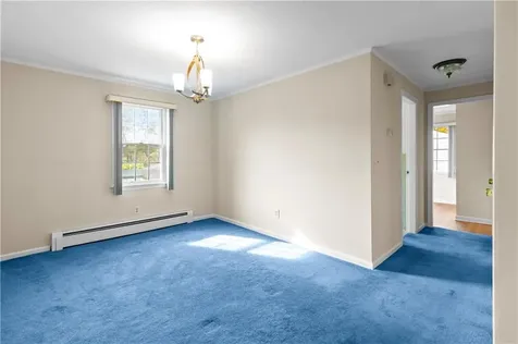 12 Beth Road Tiverton RI 02878