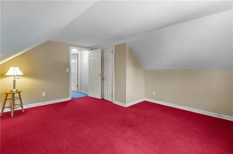 12 Beth Road Tiverton RI 02878