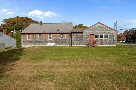 12 Beth Road Tiverton RI 02878