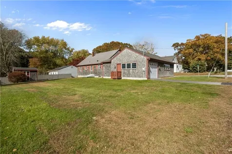 12 Beth Road Tiverton RI 02878