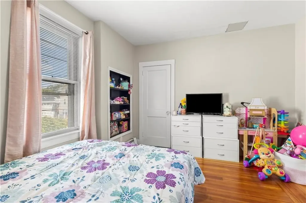 43 Welles Street Woonsocket RI 02895