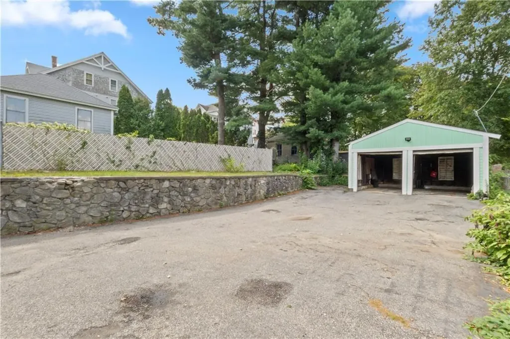 43 Welles Street Woonsocket RI 02895