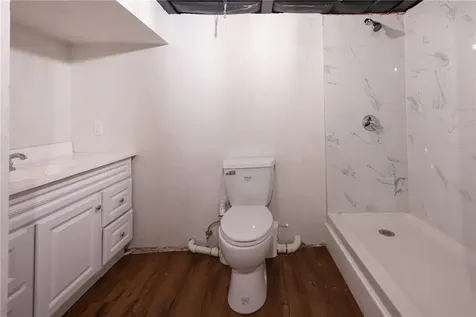 199 First Avenue East Greenwich RI 02818