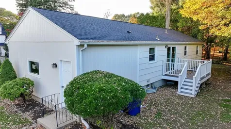 199 First Avenue East Greenwich RI 02818