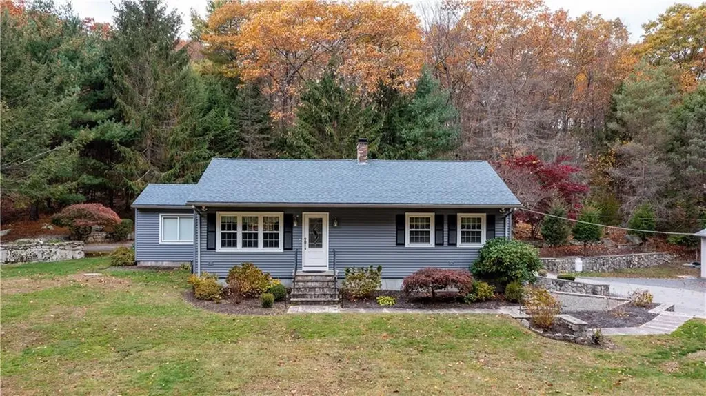 142 Douglas Pike Smithfield RI 02917