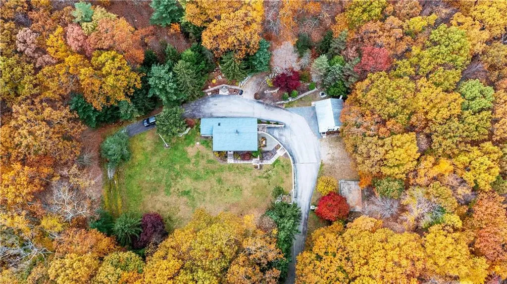 142 Douglas Pike Smithfield RI 02917