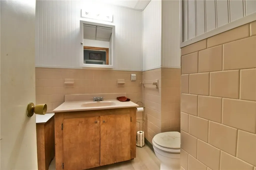 987 Mendon Road Cumberland RI 02864