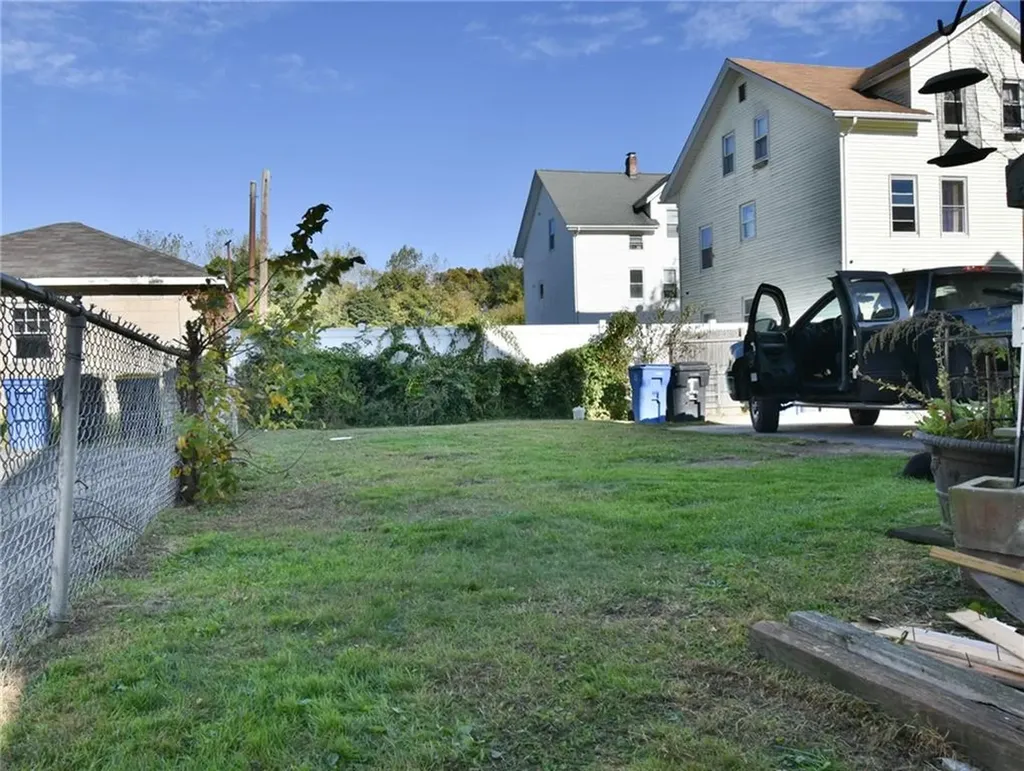987 Mendon Road Cumberland RI 02864