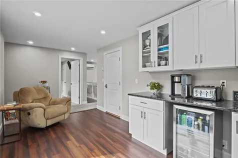 105 Amy Drive Cranston RI 02921