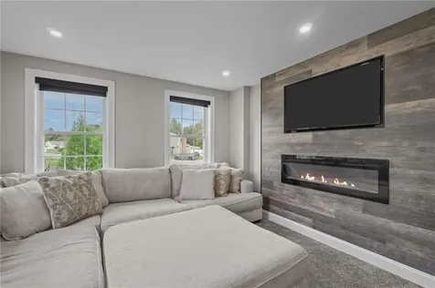 105 Amy Drive Cranston RI 02921