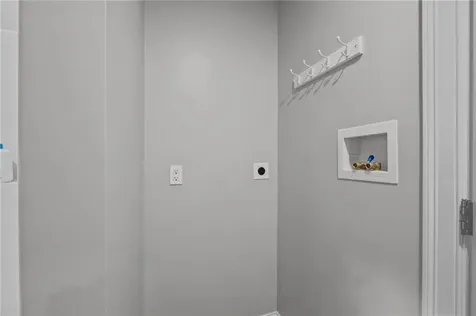 105 Amy Drive Cranston RI 02921