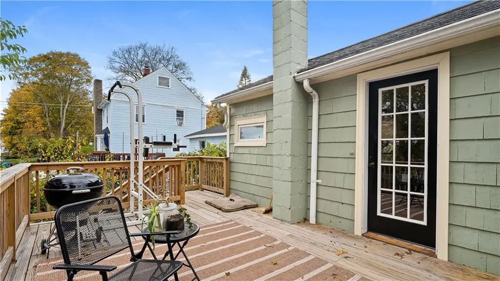 5 Cottage Street West Warwick RI 02893