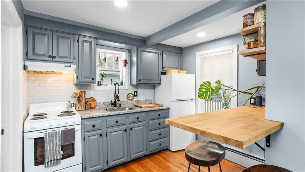 5 Cottage Street West Warwick RI 02893