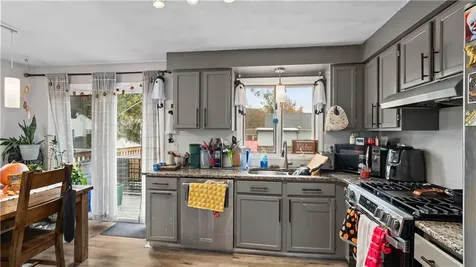 26 Dallas Avenue Warwick RI 02889