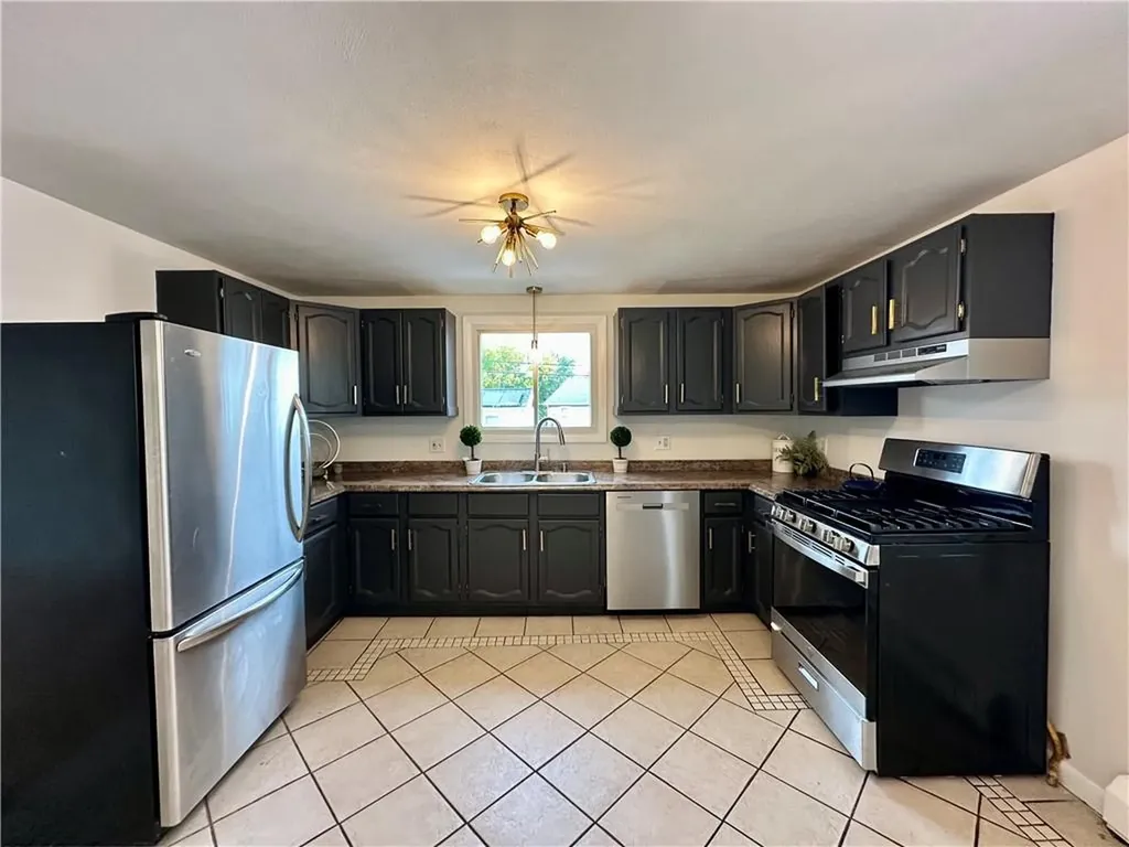 55 Luna Street Providence RI 02904