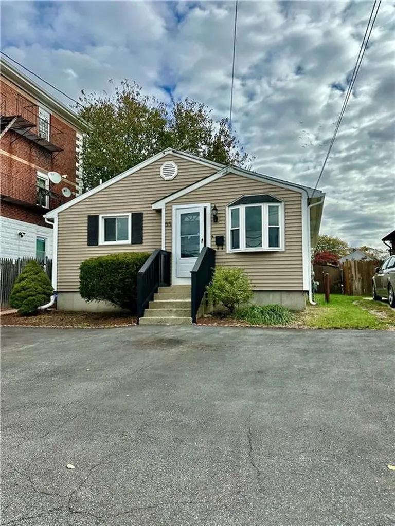 55 Luna Street Providence RI 02904