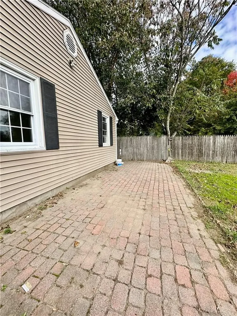 55 Luna Street Providence RI 02904