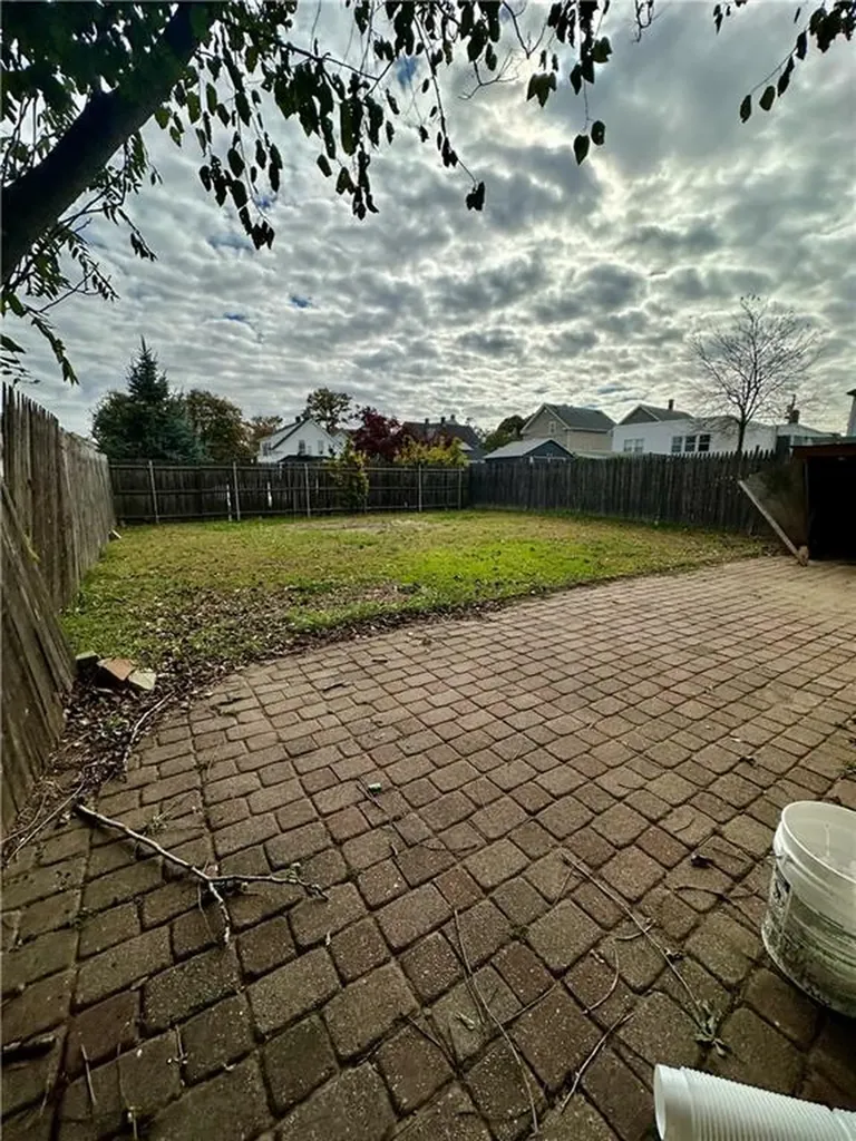 55 Luna Street Providence RI 02904