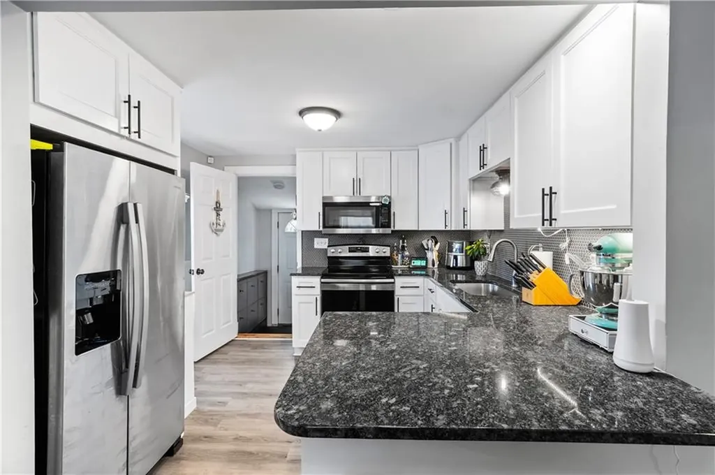 467 Forbes Street East Providence RI 02915