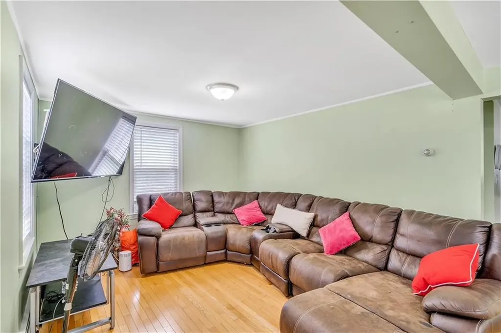 216 Bertenshaw Road Woonsocket RI 02895