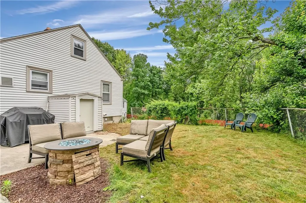 216 Bertenshaw Road Woonsocket RI 02895