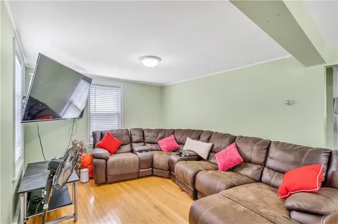 216 Bertenshaw Road Woonsocket RI 02895