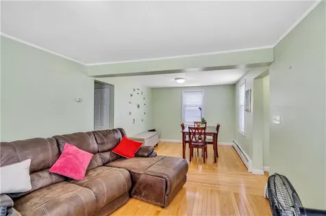 216 Bertenshaw Road Woonsocket RI 02895