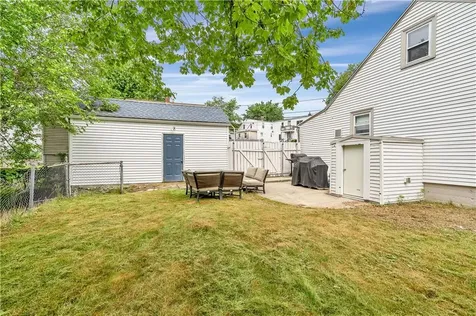 216 Bertenshaw Road Woonsocket RI 02895