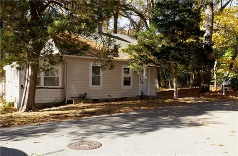199 Cottage Grove Avenue Warwick RI 02889