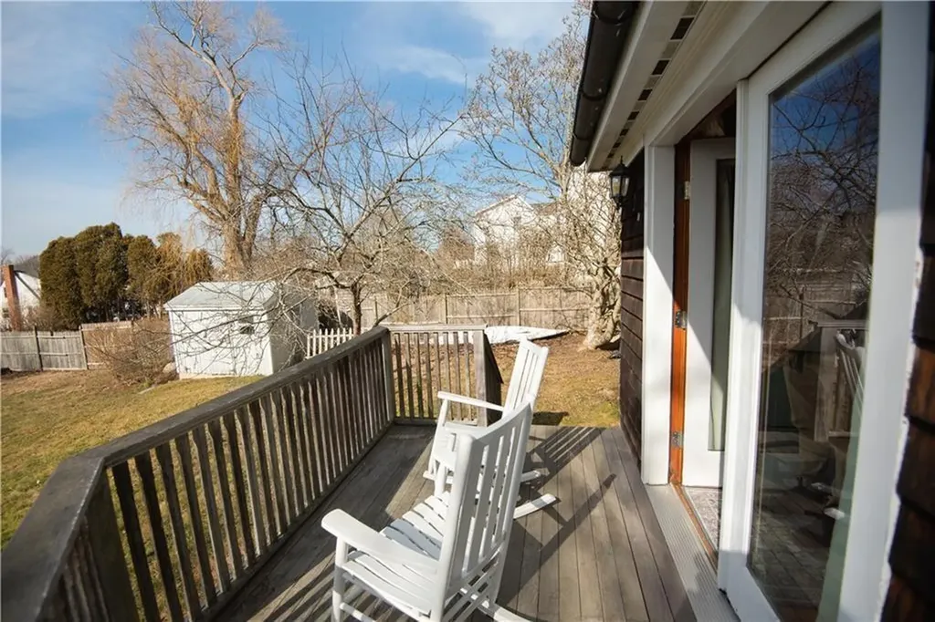 281 Wolcott Avenue Middletown RI 02842