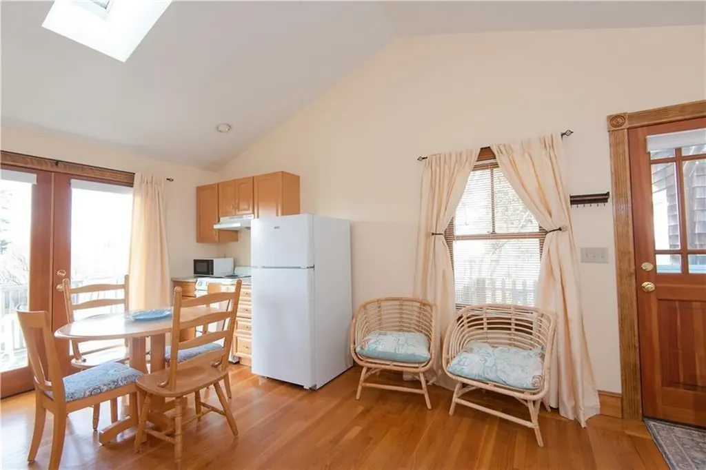 281 Wolcott Avenue Middletown RI 02842