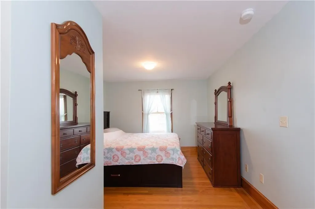 281 Wolcott Avenue Middletown RI 02842