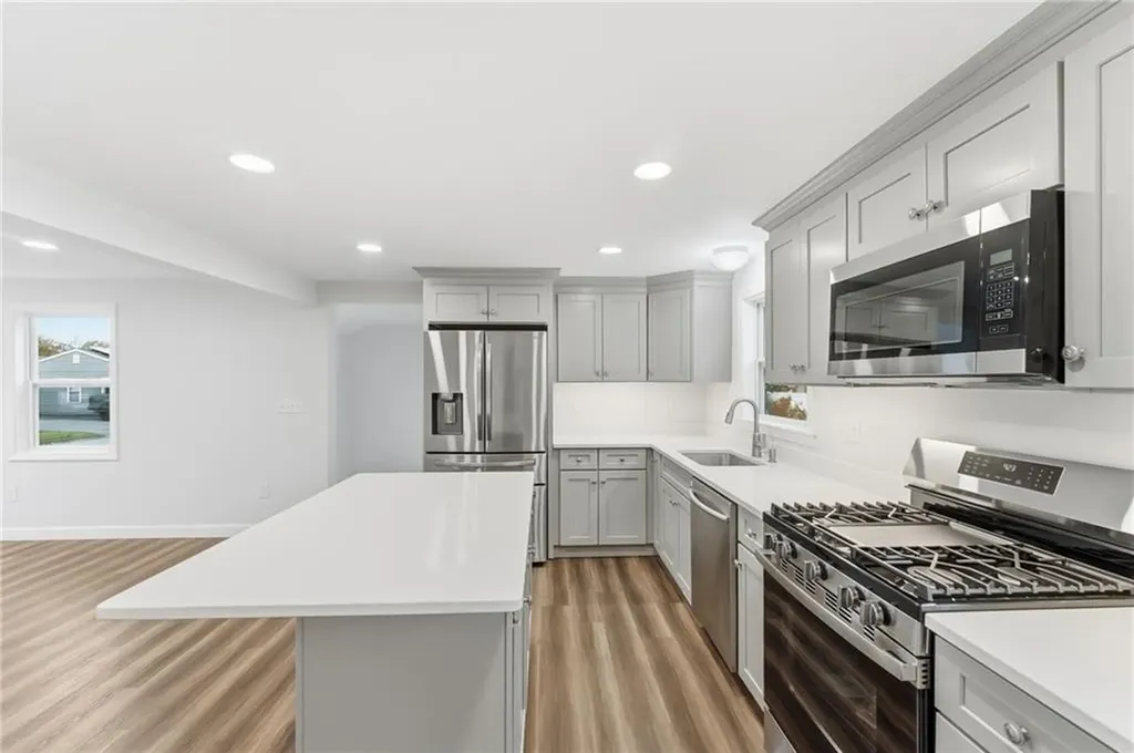 34 Keller Avenue Cranston RI 02920