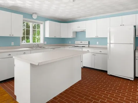 46 North Road Jamestown RI 02835