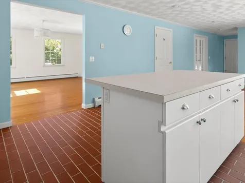 46 North Road Jamestown RI 02835