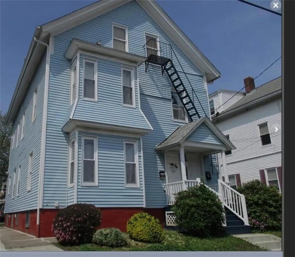 23 Young Street Pawtucket RI 02860